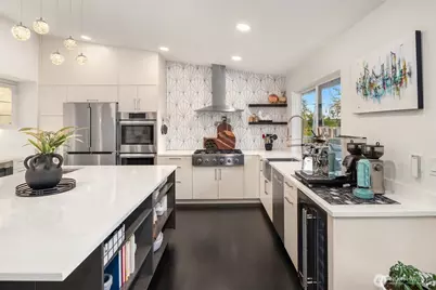 1617 121st Avenue SE, Bellevue, WA 98005 - Photo 7