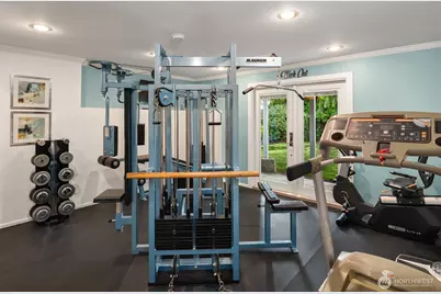 1617 121st Avenue SE, Bellevue, WA 98005 - Photo 29