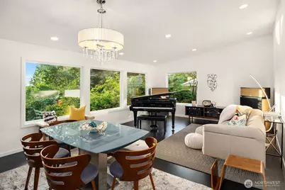 1617 121st Avenue SE, Bellevue, WA 98005 - Photo 3