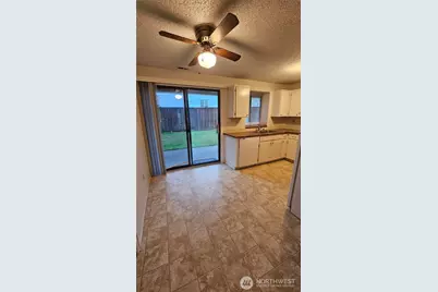 13803 13805 11th Avenue Ct S, Tacoma, WA 98444 - Photo 5