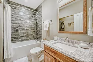 35006 SE Brinkley St, Snoqualmie, WA 98065 - Photo 19