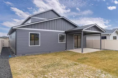 567 S Perry Avenue, East Wenatchee, WA 98802 - Photo 11
