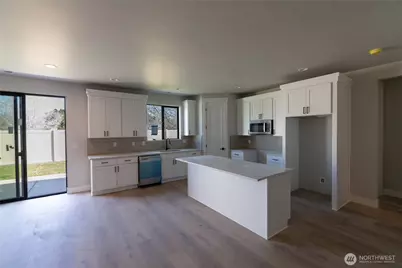 567 S Perry Avenue #Lot 5, East Wenatchee, WA 98802 - Photo 5