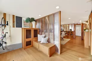 4223 Interlake Ave N, Seattle, WA 98103 - Photo 31