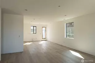 562 S Oasis Ave, East Wenatchee, WA 98802 - Photo 23