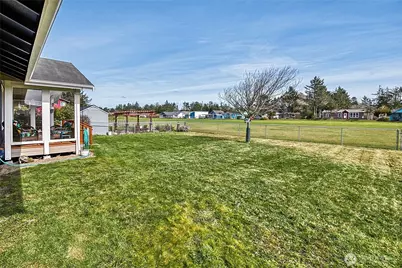 550 Canal Drive NE, Ocean Shores, WA 98569 - Photo 3