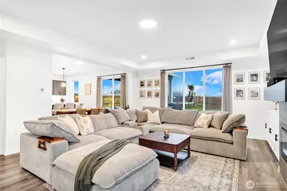 605 Cardinal Ave, Winlock, WA 98596 - Photo 5