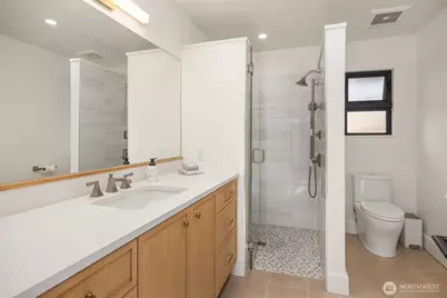 7315 51st Avenue NE, Seattle, WA 98115 - Photo 11