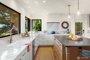 7315 51st Ave NE, Seattle, WA 98115 - Photo 3