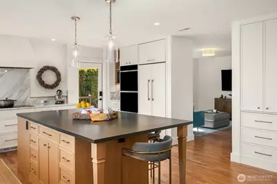 7315 51st Avenue NE, Seattle, WA 98115 - Photo 5