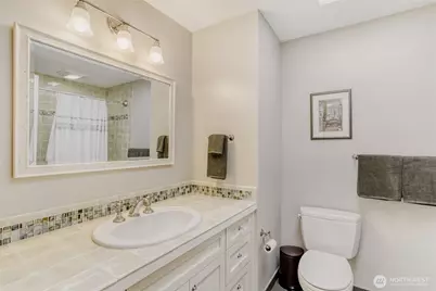 2008 121st Avenue SE, Bellevue, WA 98005 - Photo 21