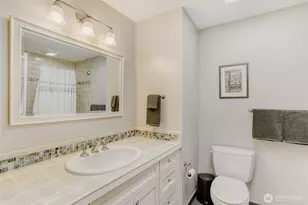 2008 121st Ave SE, Bellevue, WA 98005 - Photo 21