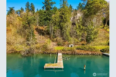8449 W Mercer Way, Mercer Island, WA 98040 - Photo 35