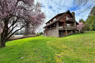 141 Filbert Rd, Silver Creek, WA 98585 - Photo 3