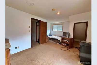 141 Filbert Road, Silver Creek, WA 98585 - Photo 19