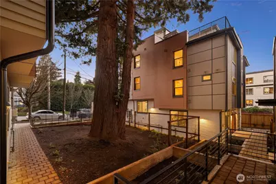 6538 C Latona Avenue NE, Seattle, WA 98115 - Photo 35