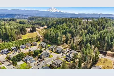 12910 194th Avenue Ct E, Bonney Lake, WA 98391 - Photo 33