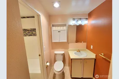 4501 Grandview Dr Drive W #t208, University Place, WA 98466 - Photo 15