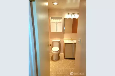 4501 Grandview Dr Drive W #t208, University Place, WA 98466 - Photo 13