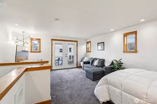 1939 10th Ave W, Seattle, WA 98119 - Photo 11