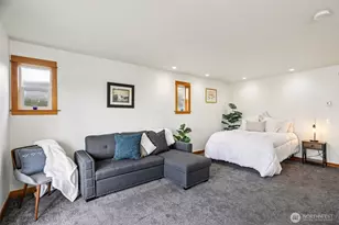 1939 10th Ave W, Seattle, WA 98119 - Photo 15