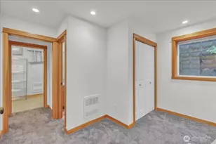 1939 10th Ave W, Seattle, WA 98119 - Photo 27