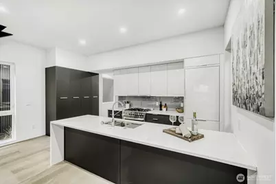 1114 26th Avenue #C, Seattle, WA 98122 - Photo 7