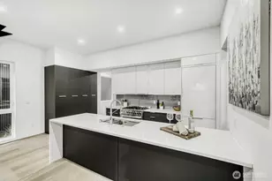 1114 26th Ave, Seattle, WA 98122 - Photo 7