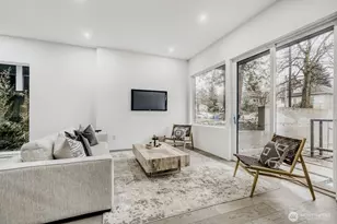 1114 26th Ave, Seattle, WA 98122 - Photo 3