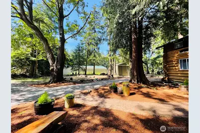 3255 S East Camano Drive, Camano Island, WA 98282 - Photo 19