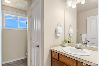 12211 168th Court NE, Redmond, WA 98052 - Photo 33