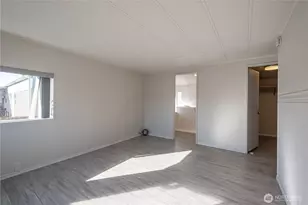 225 NE Ernst, Oak Harbor, WA 98277 - Photo 13