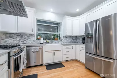 918 167th Avenue SE, Snohomish, WA 98290 - Photo 9