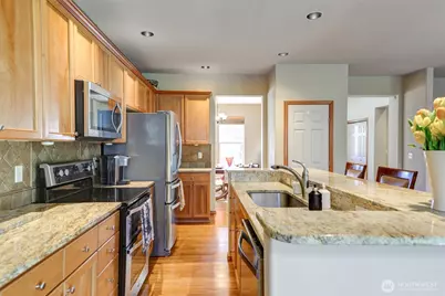 252 Quincy Avenue NE, Renton, WA 98059 - Photo 17