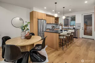 1808 E Mercer St, Seattle, WA 98112 - Photo 7