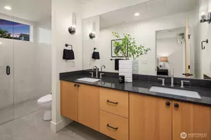 1808 E Mercer St, Seattle, WA 98112 - Photo 17