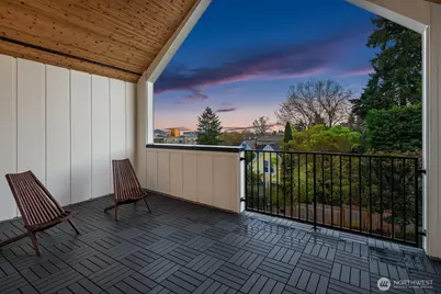 1808 E Mercer Street, Seattle, WA 98112 - Photo 29