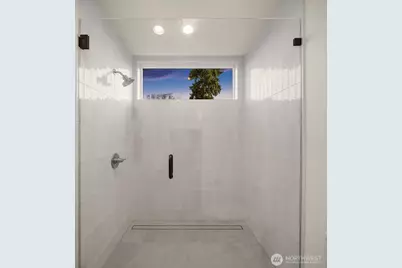 1808 E Mercer Street, Seattle, WA 98112 - Photo 17