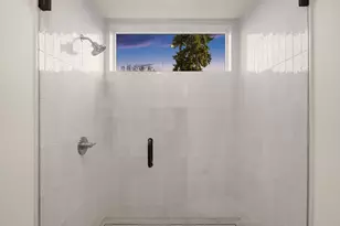 1808 E Mercer St, Seattle, WA 98112 - Photo 17