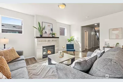 17607 28th Avenue Ct E, Tacoma, WA 98445 - Photo 9