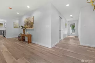 2402 Larlin Dr, Everett, WA 98203 - Photo 25