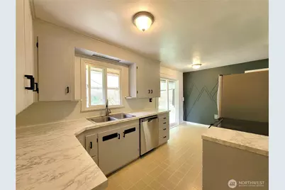 2449 Veldee Avenue, Bremerton, WA 98312 - Photo 11