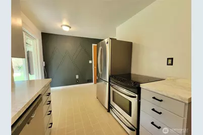 2449 Veldee Avenue, Bremerton, WA 98312 - Photo 13