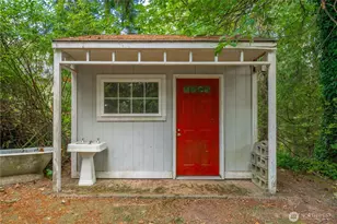 25401 Kanasket Dr, Black Diamond, WA 98010 - Photo 31