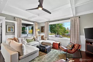 2120 12th St, Anacortes, WA 98221 - Photo 9