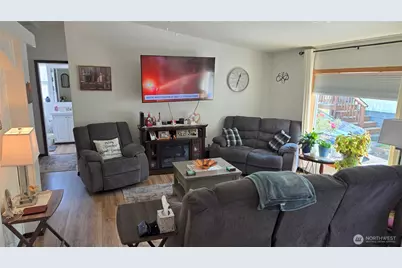 1019 Stanford Dr #26, Cosmopolis, WA 98537 - Photo 9