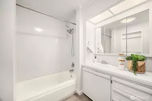 11136 108th Ave NE, Kirkland, WA 98033 - Photo 15