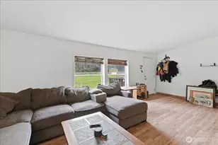 39112 12th Ave Ct S, Roy, WA 98580 - Photo 3