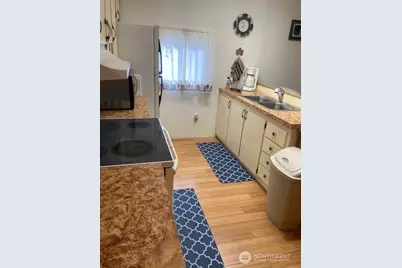 531 N Mountain View Drive, Hoodsport, WA 98548 - Photo 7