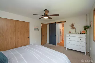 2028 W 5th Street, Port Angeles, WA 98363 - Photo 29